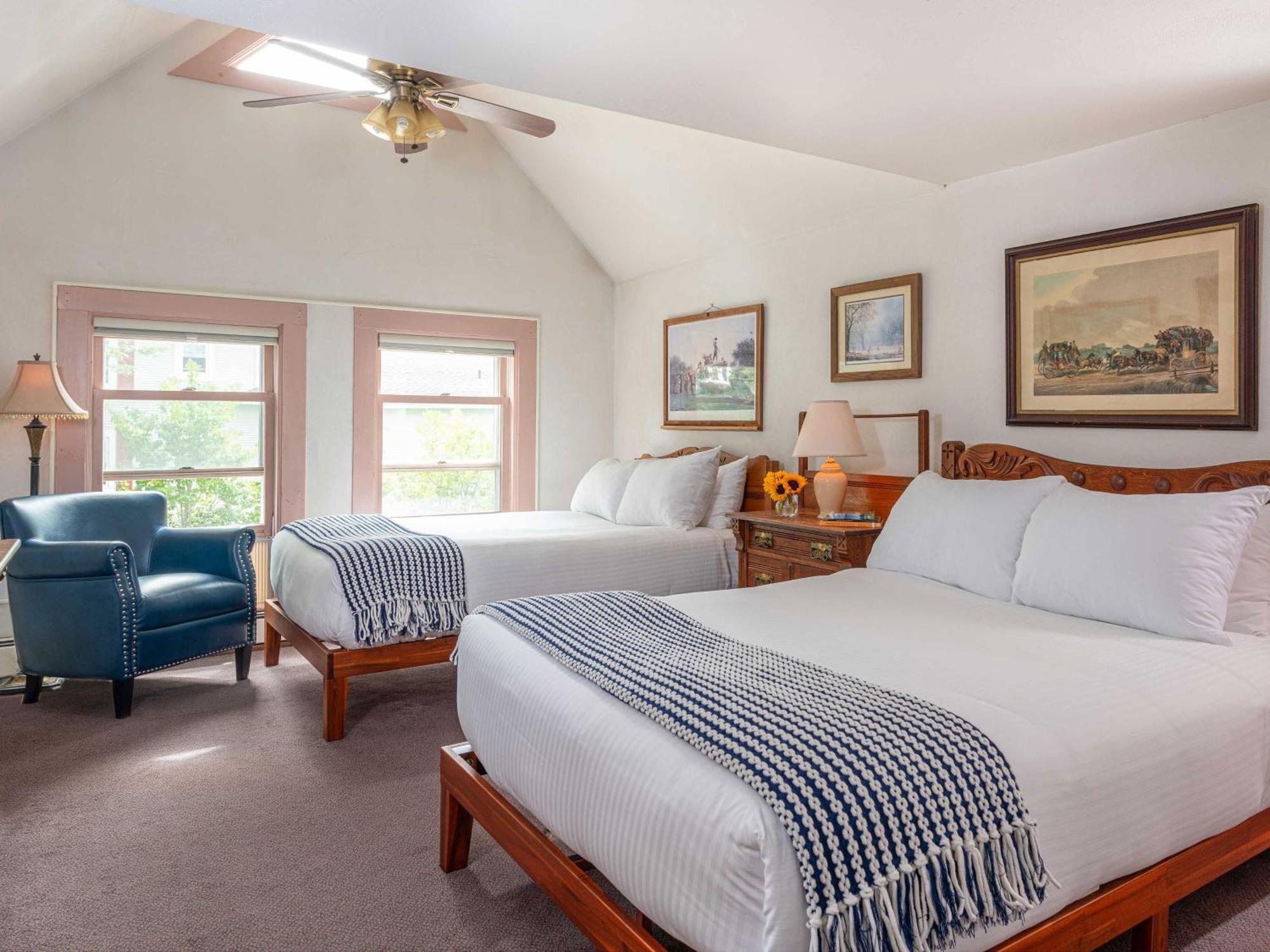 Old Stagecoach Inn Waterbury Εξωτερικό φωτογραφία